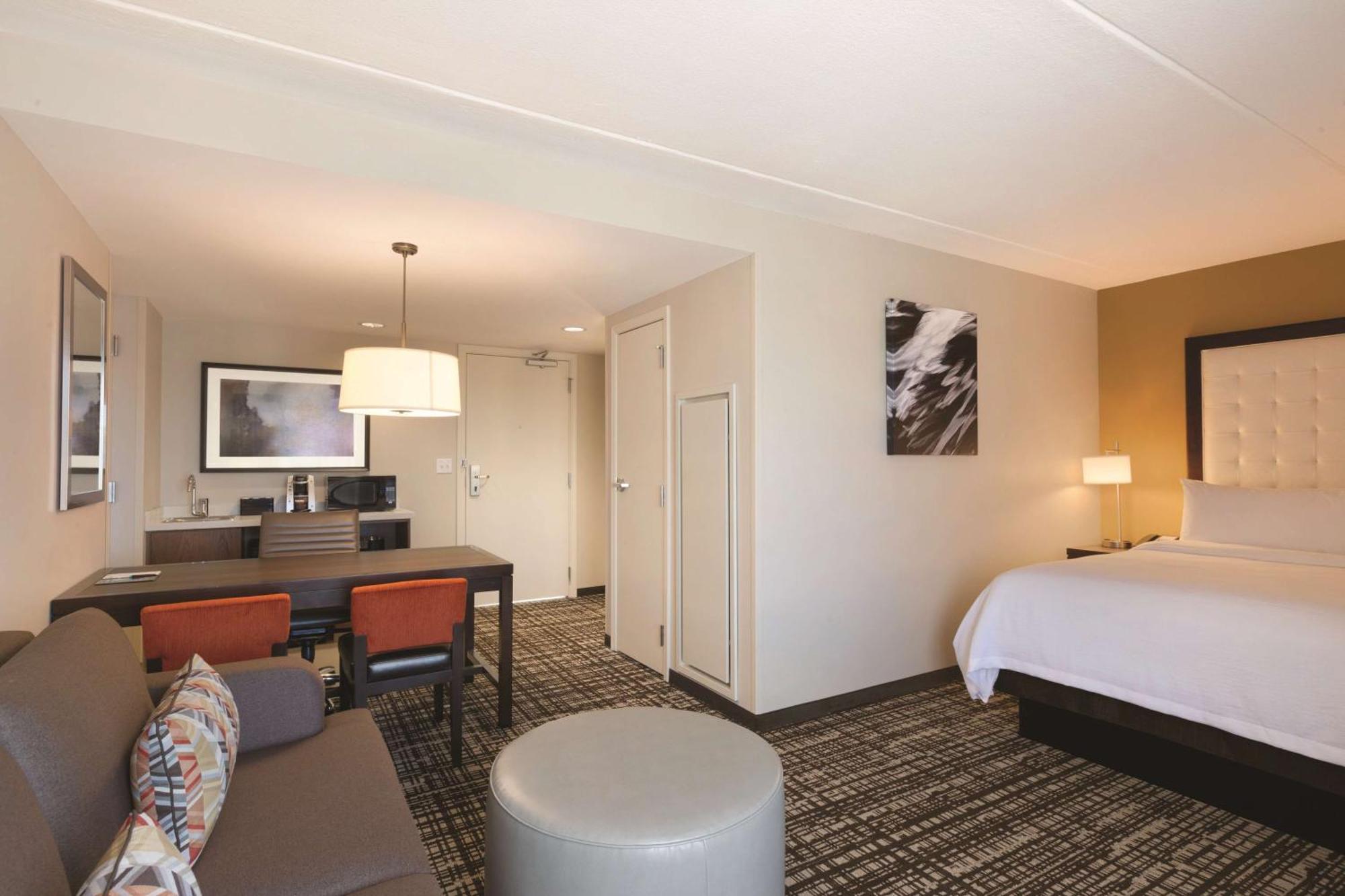 Embassy Suites Oklahoma City Downtown/Medical Center Dış mekan fotoğraf